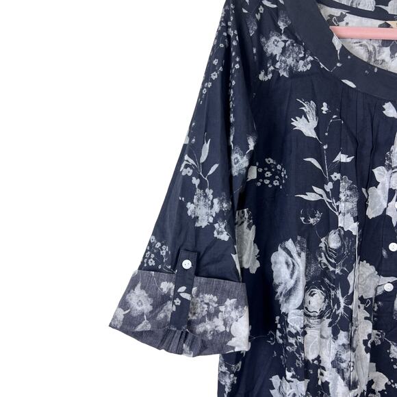 Soft Surroundings Blue Floral Tunic Top Roll Tab Sleeve Size L - Picture 8 of 11